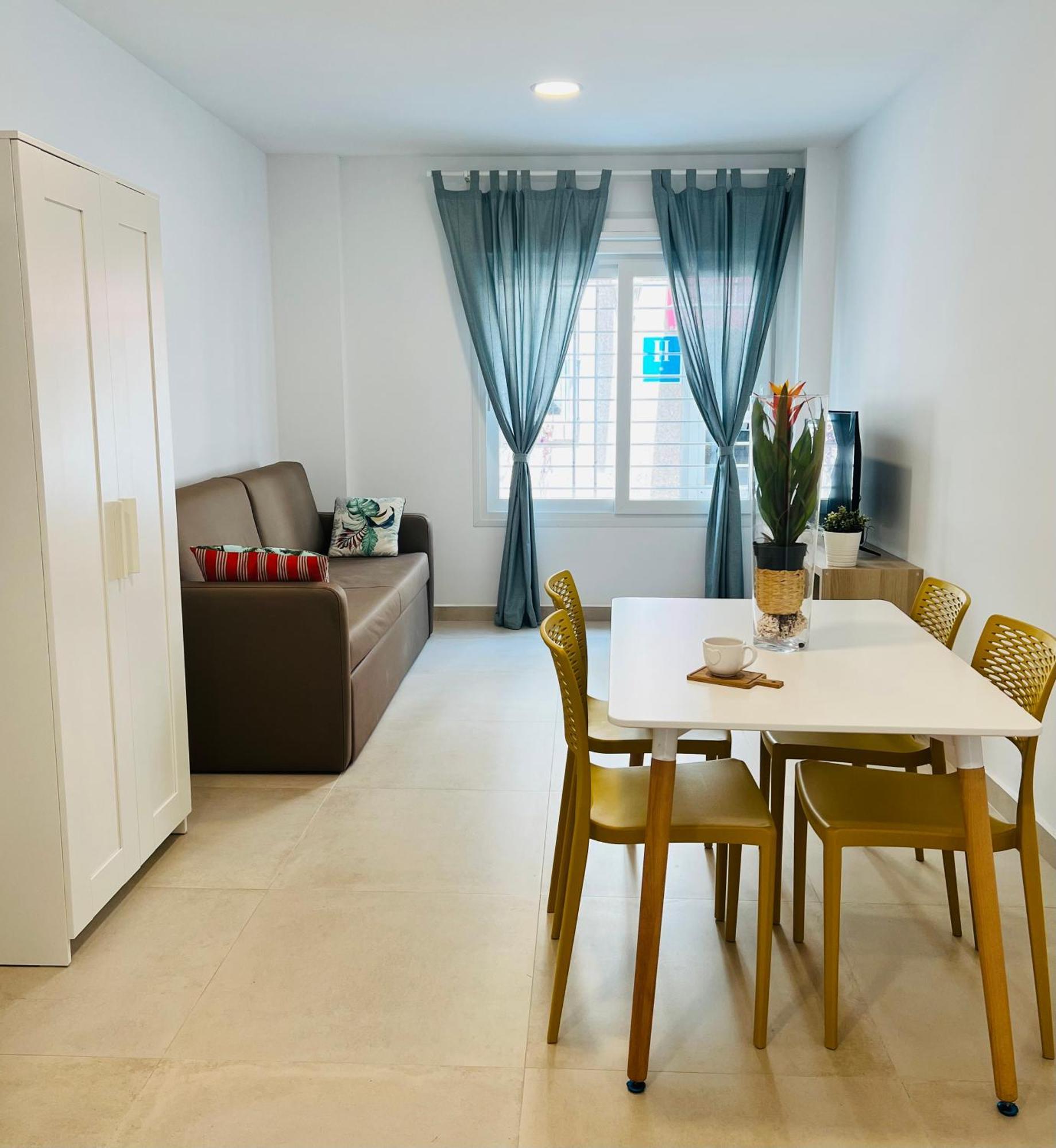 Bnbook Medea Apartments 2 Fuengirola Ngoại thất bức ảnh